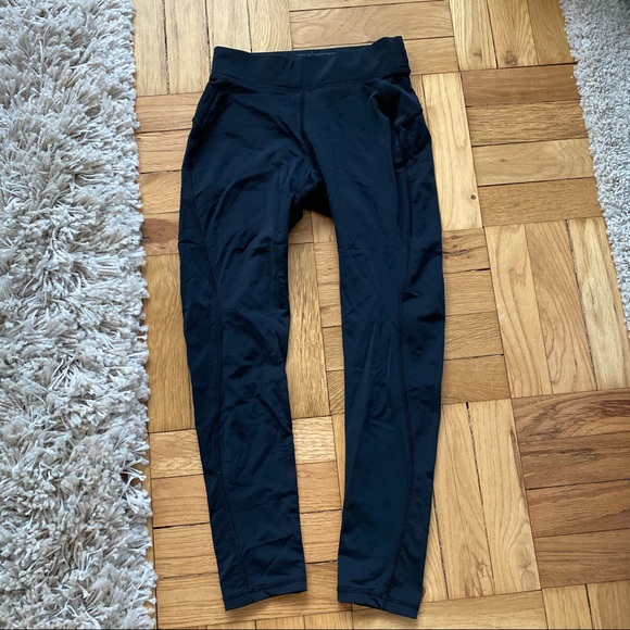 HPE Soho 7/8 Black Leggings - Picture 4 of 10